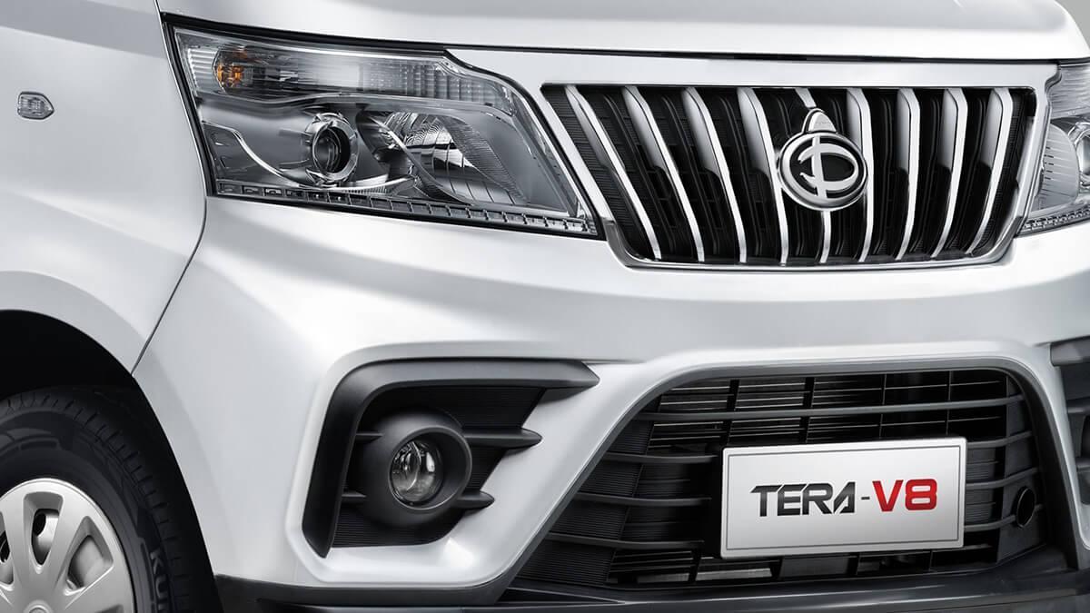 TERA-V8 gây ấn tượng đặc biệt với taplo được thiết kế phá cách, trẻ trung, liền mạch giữa các chi tiết